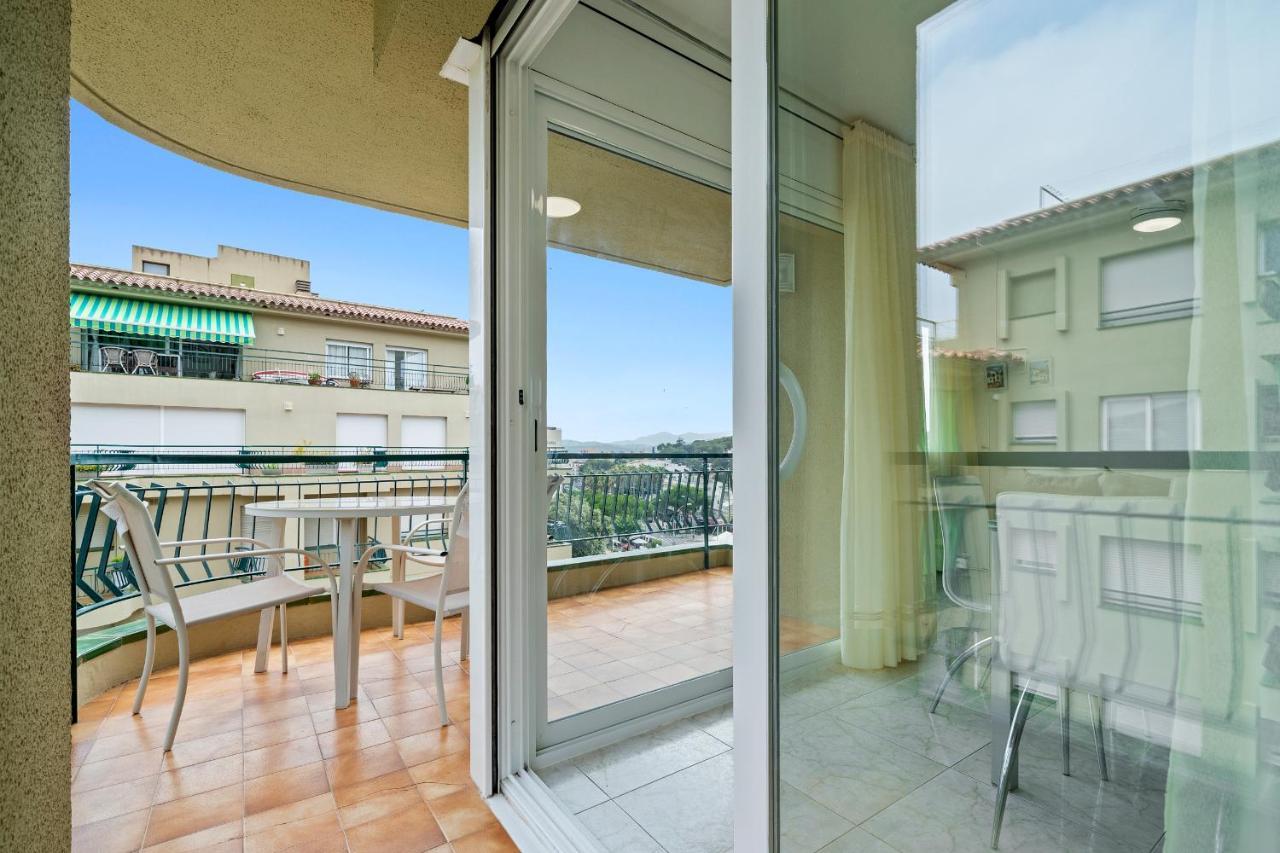 Hauzify I Apartament Estrella Platja d'Aro Kültér fotó