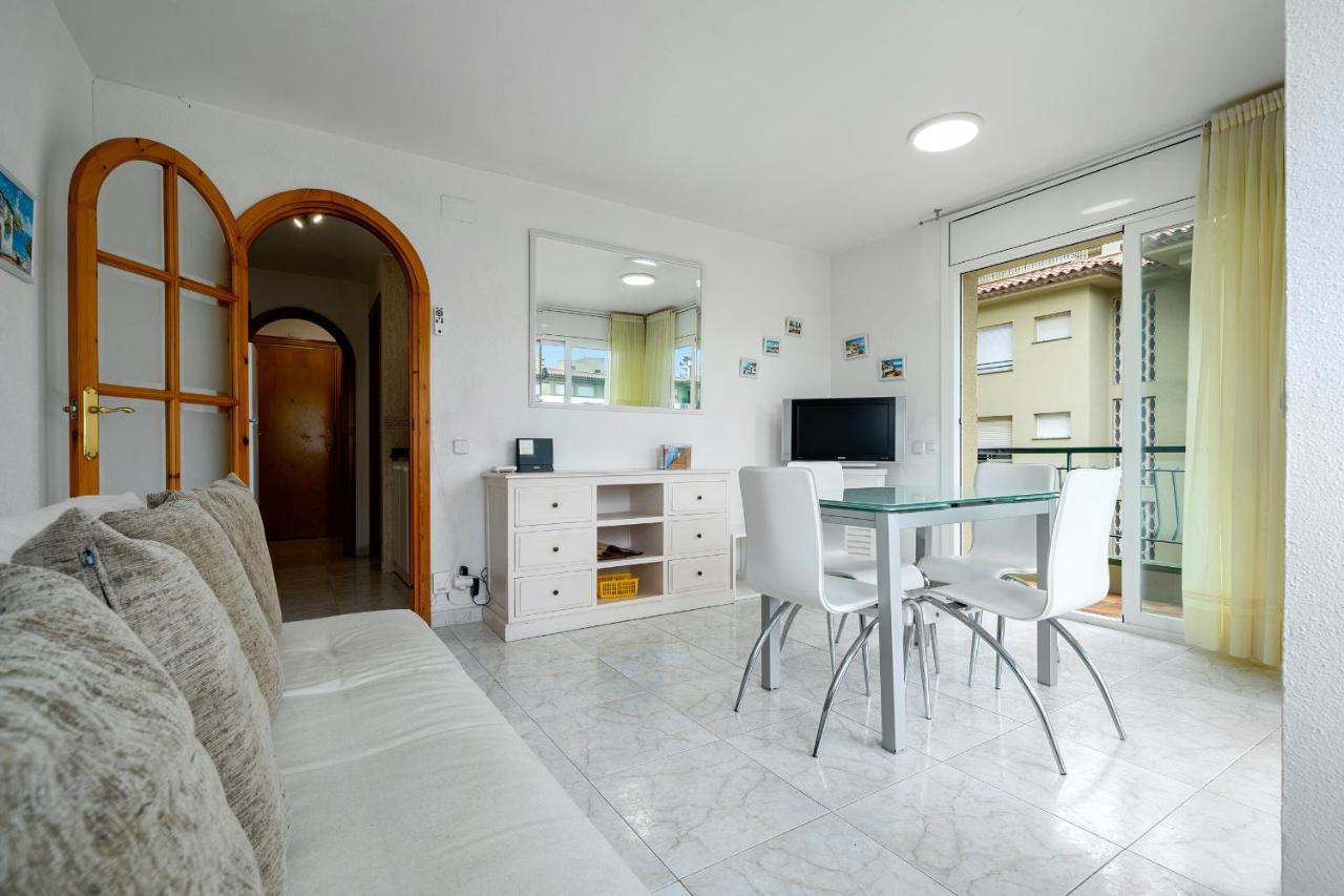 Hauzify I Apartament Estrella Platja d'Aro Kültér fotó